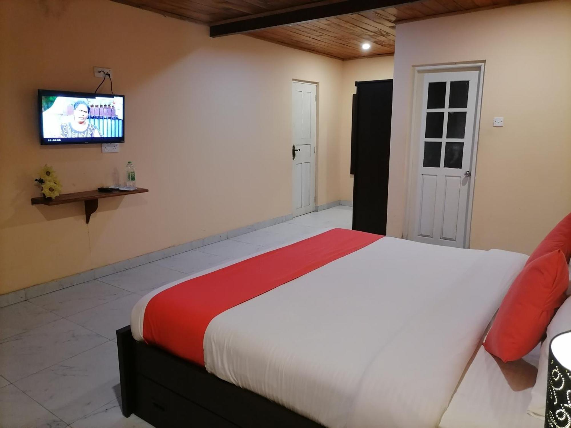Maha Royal Hotel Nuwara Eliya Room photo