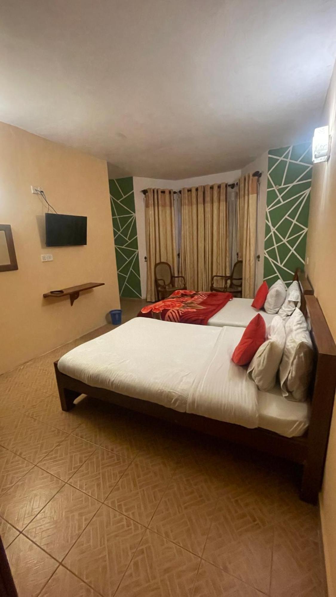 Maha Royal Hotel Nuwara Eliya Exterior photo